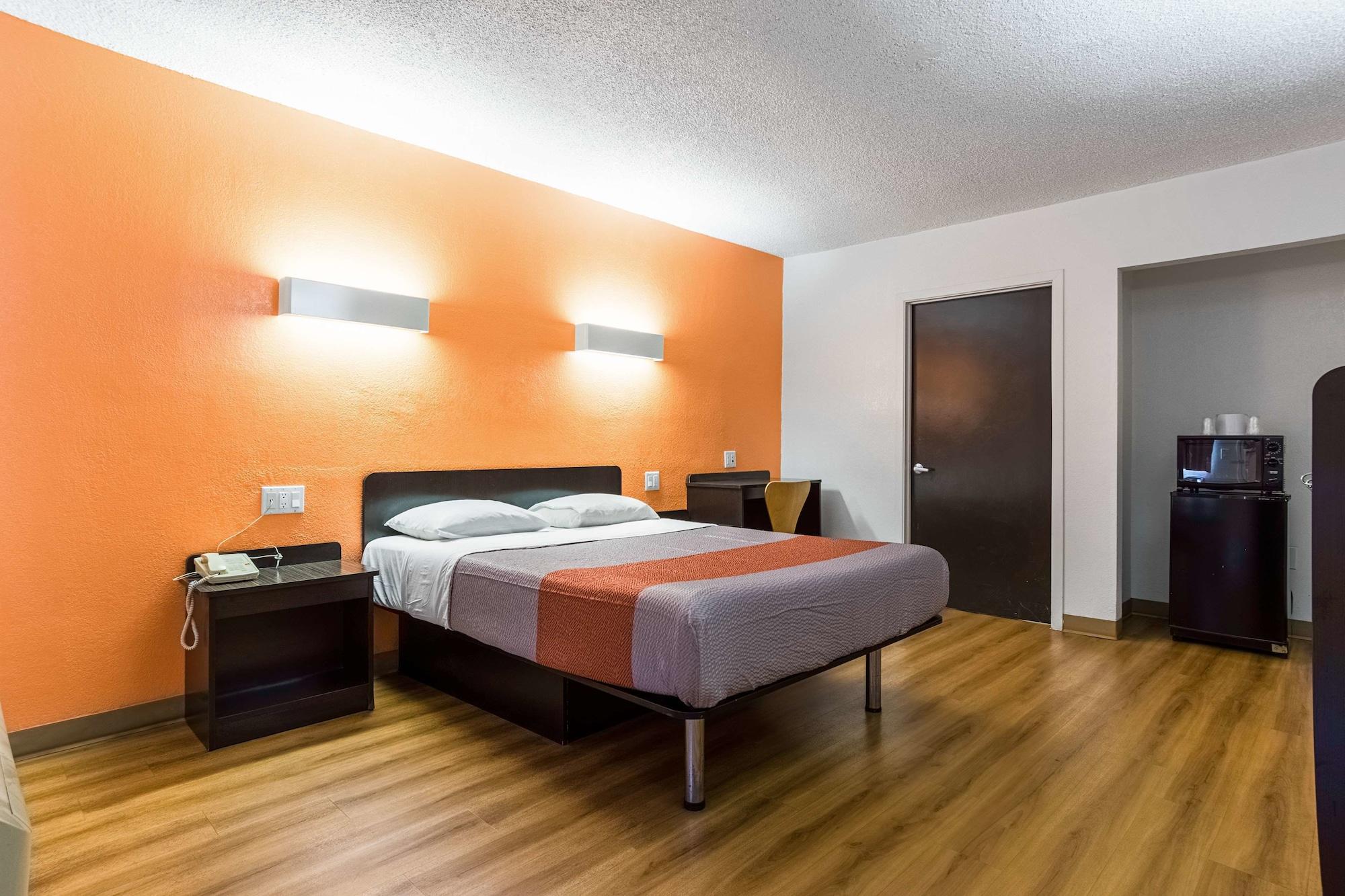 Motel 6-Long Beach, Ca - International City ภายนอก รูปภาพ