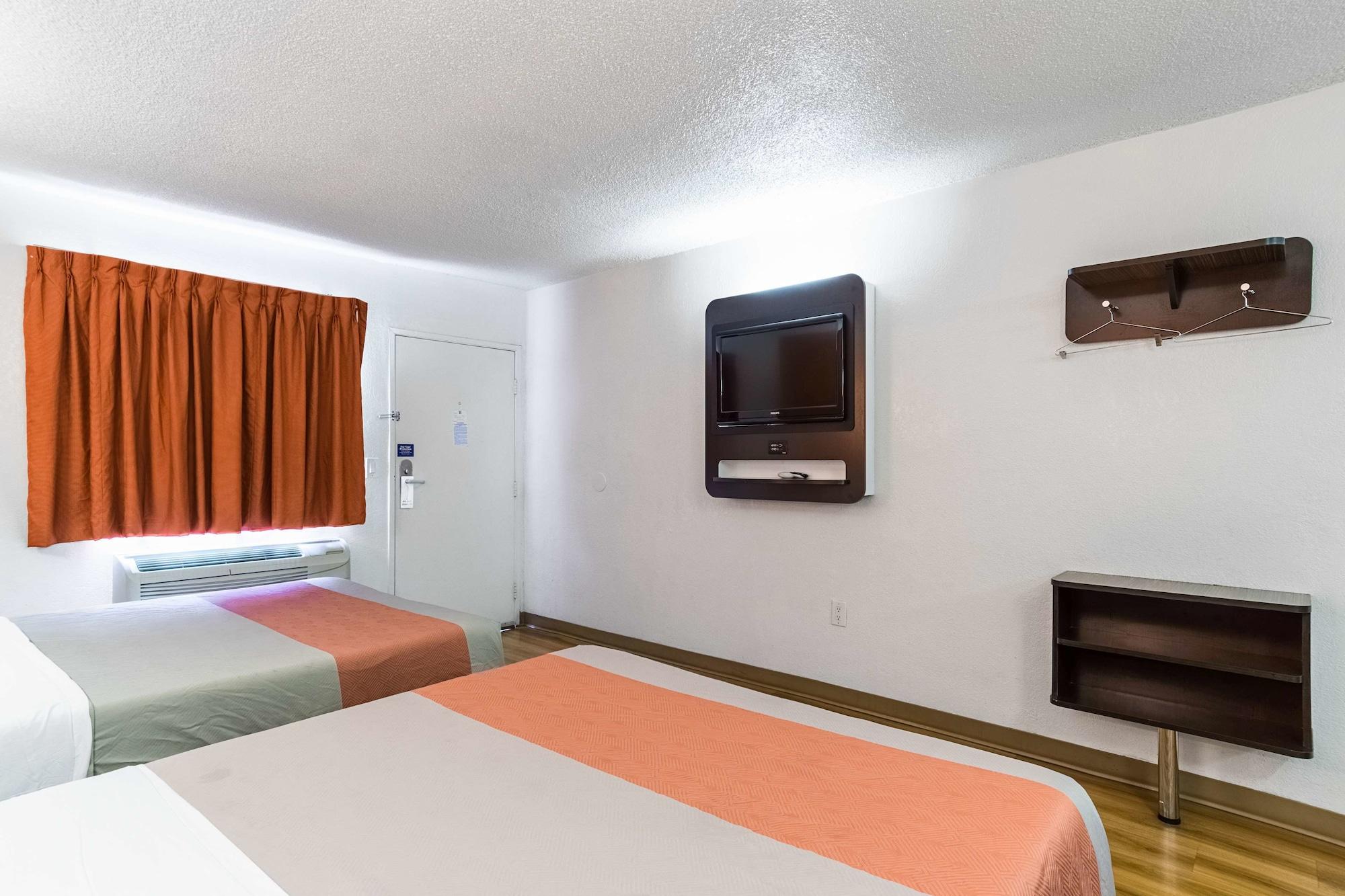 Motel 6-Long Beach, Ca - International City ภายนอก รูปภาพ