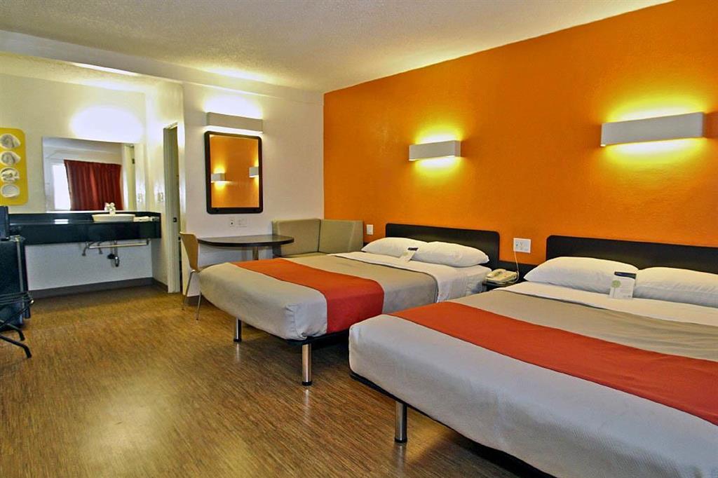 Motel 6-Long Beach, Ca - International City ห้อง รูปภาพ